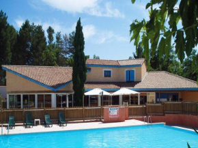 Air-conditioned maisonette near the center
